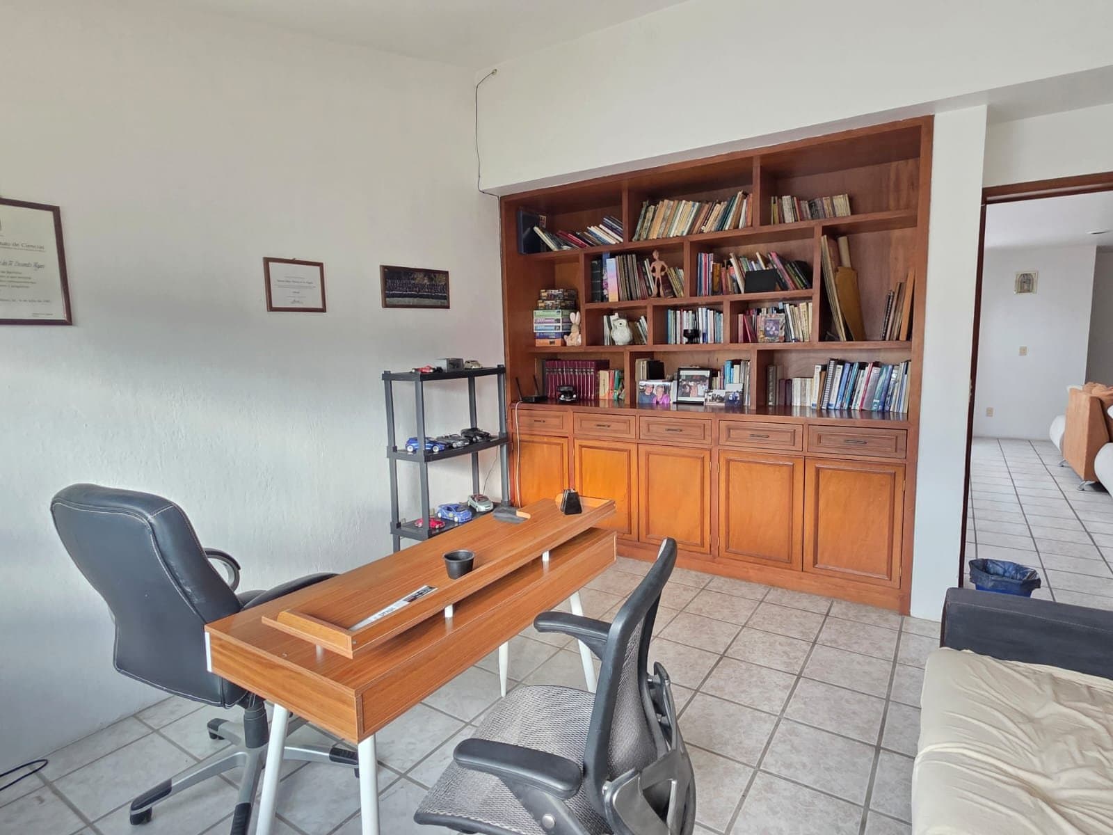 Casa con jardín y terraza — foto 18